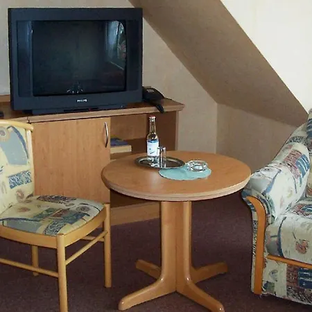 Lindengarten Отель 3*